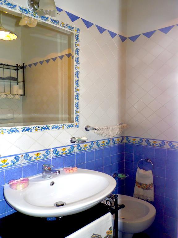 Bed and Breakfast Dimora Carlo III Vietri Zimmer foto