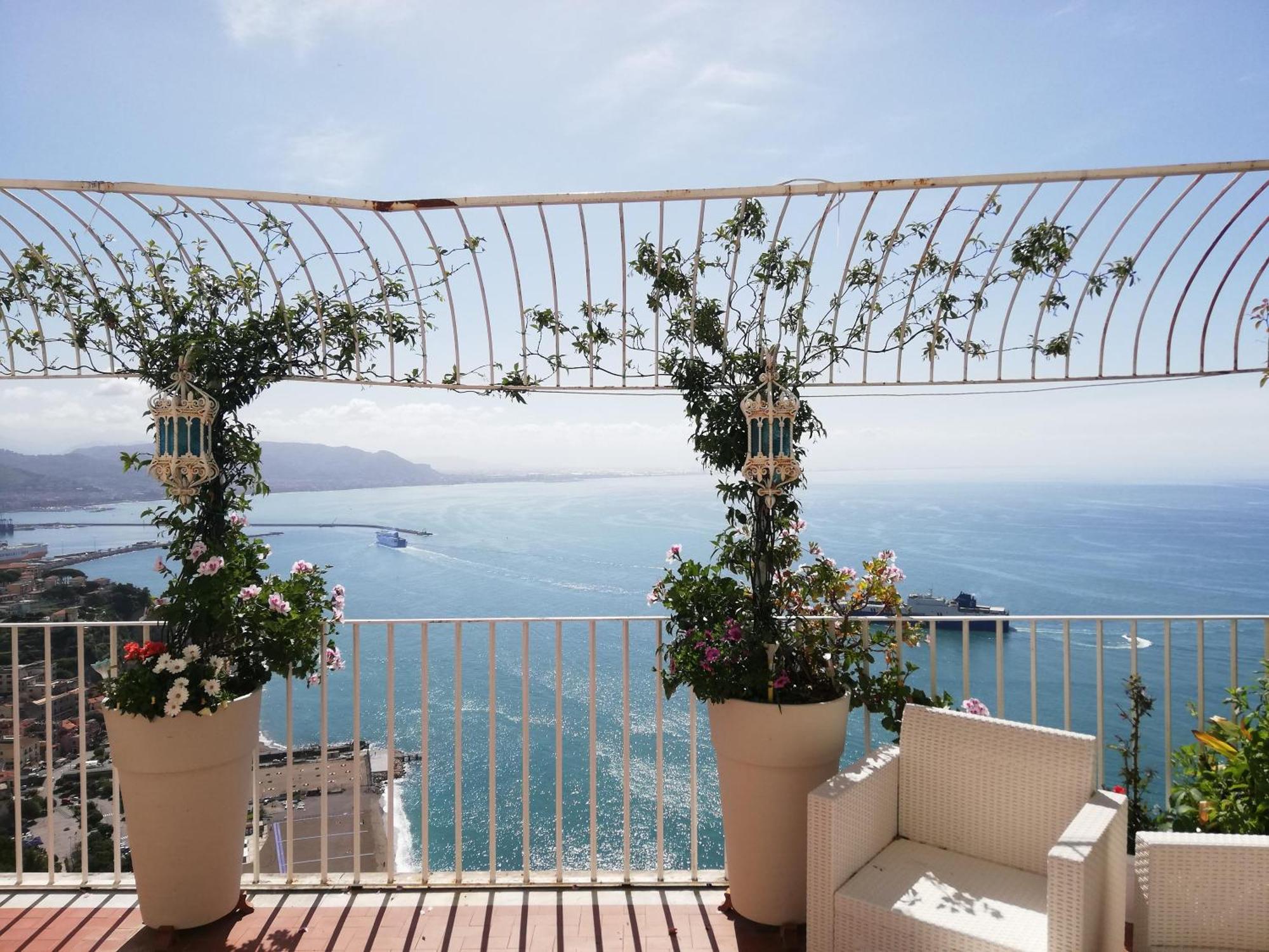 Bed and Breakfast Dimora Carlo III Vietri Exterior foto
