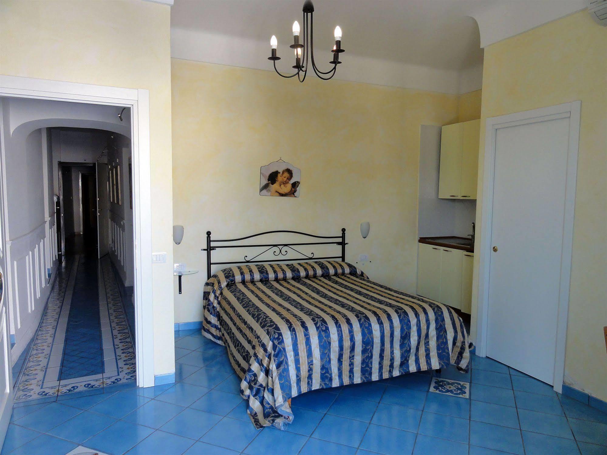 Bed and Breakfast Dimora Carlo III Vietri Exterior foto