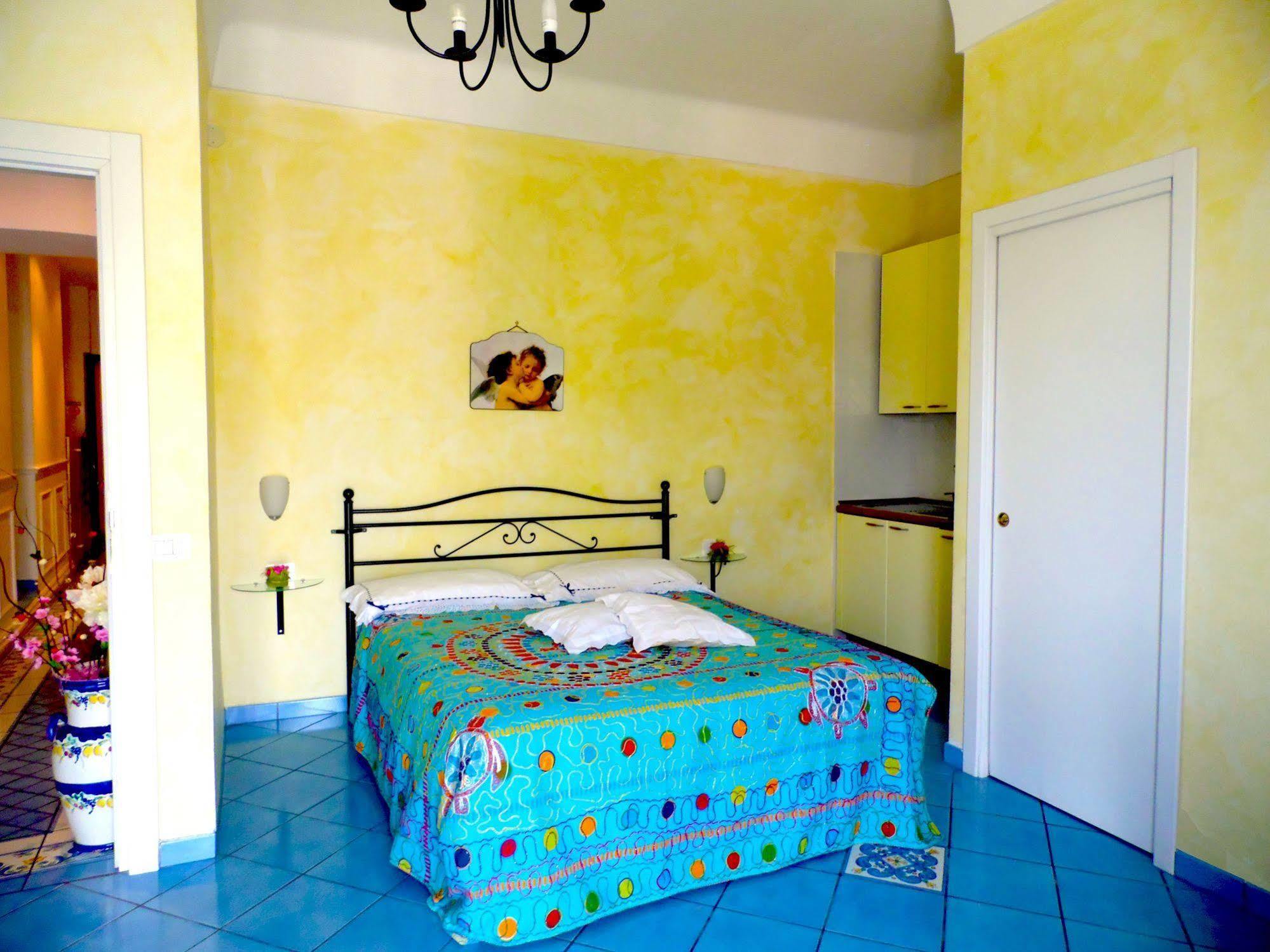 Bed and Breakfast Dimora Carlo III Vietri Exterior foto