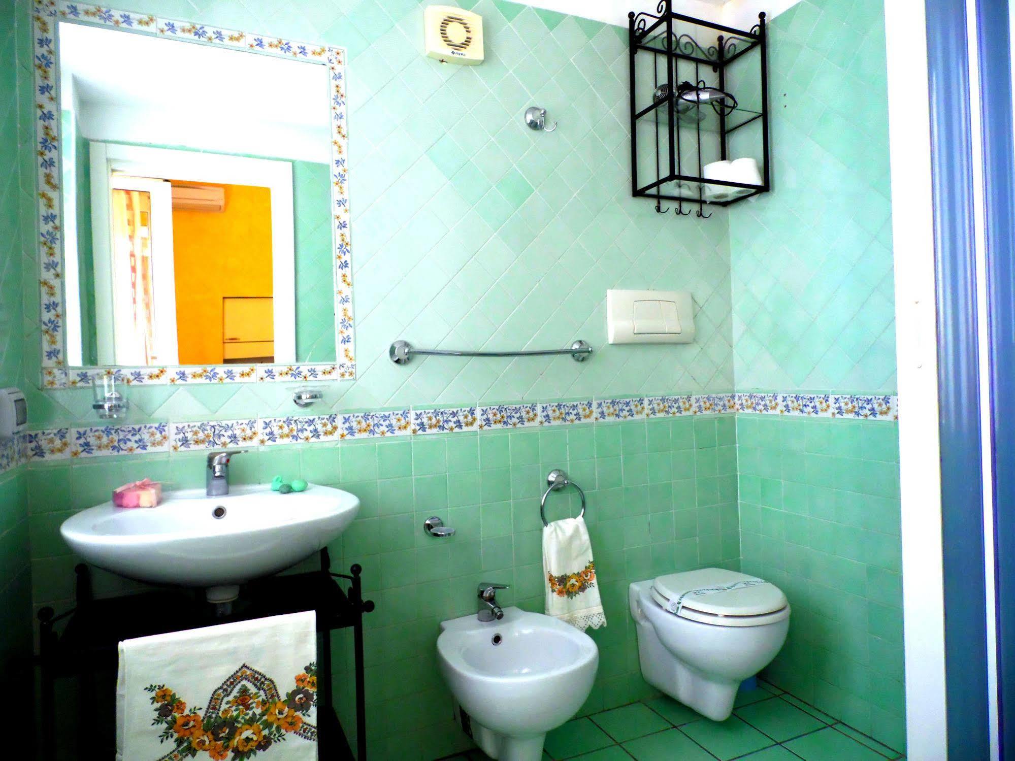 Bed and Breakfast Dimora Carlo III Vietri Exterior foto